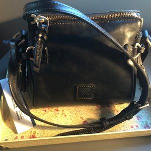 NEW Dooney & Bourke Mini Zip Cross Body Leather
